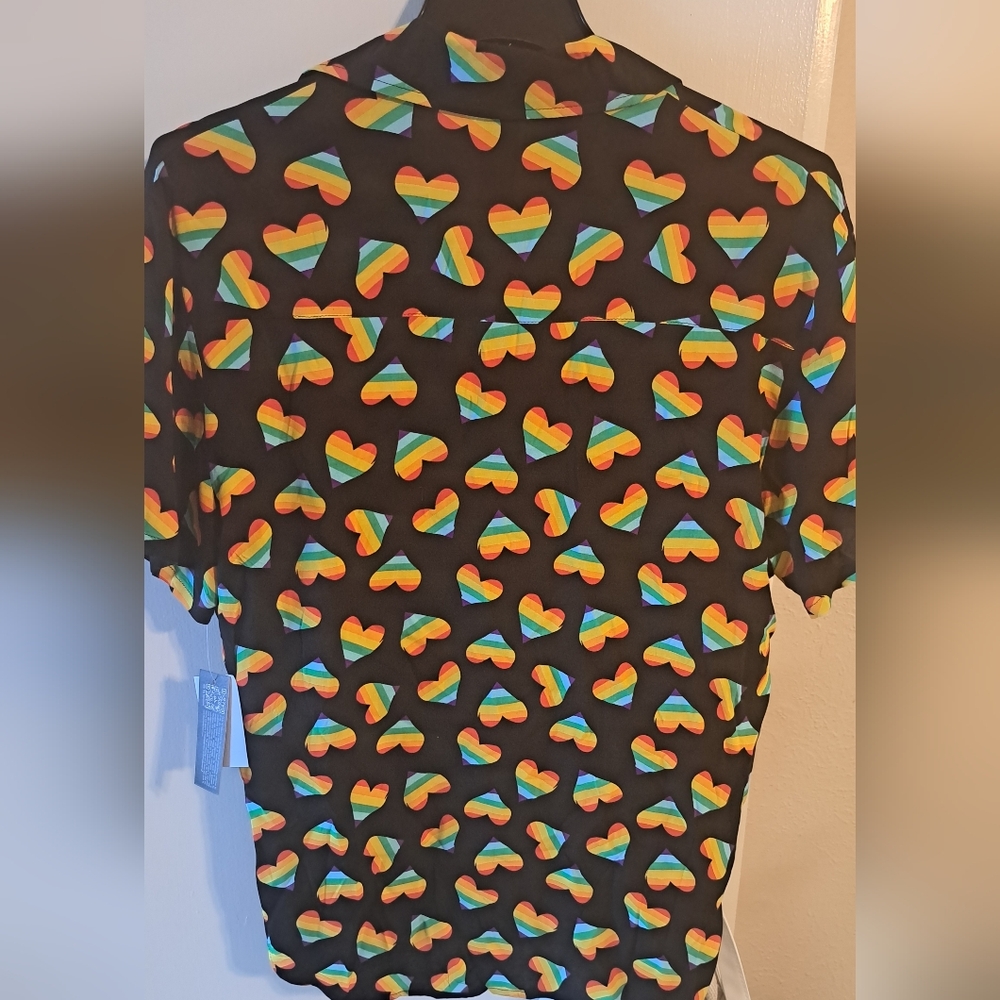 :🌈 The Phluid Project Rainbow Heart Shirt – NWT- Size Medium 🌈 - Picture 5 of 5
